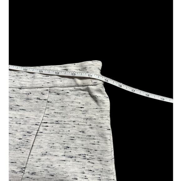 Wilfred Free Aritzia Heathered Gray Short Skort Size Medium - Picture 6 of 7